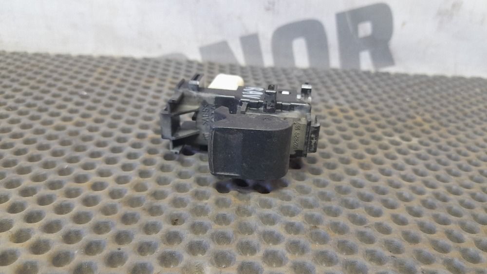 Кнопка стеклоподъемника Toyota Rav 4 40, 600 рублей, Орск